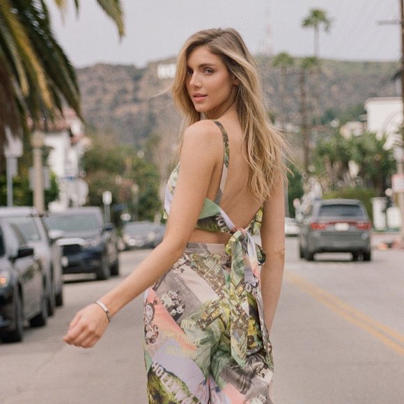 California Top / It’s Time To Vacay (FINAL NEW YEAR SALE) - Picture 3 of 3